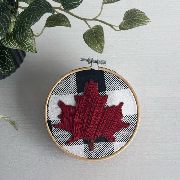 Handmade maple leaf embroidery 🍁 - Picture 1 of 3